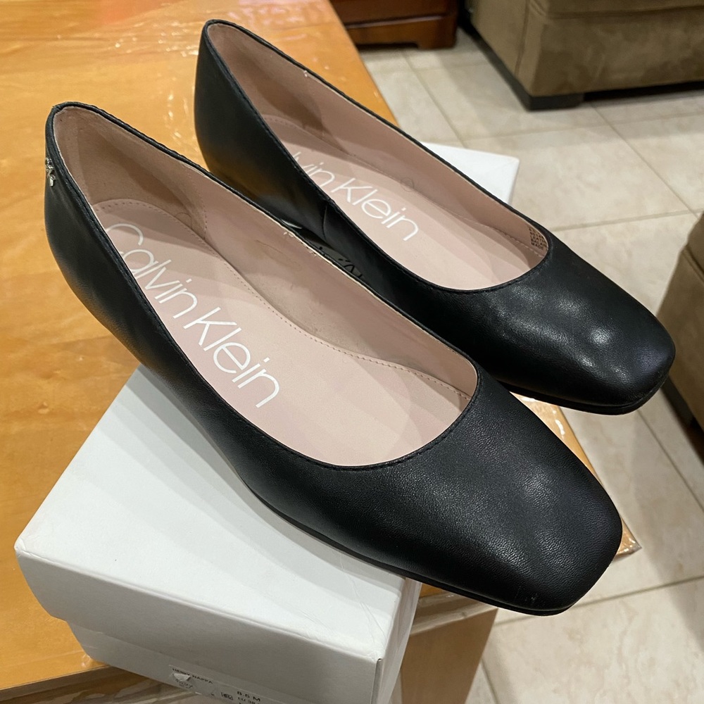 Calvin Klein heidy nappa flats